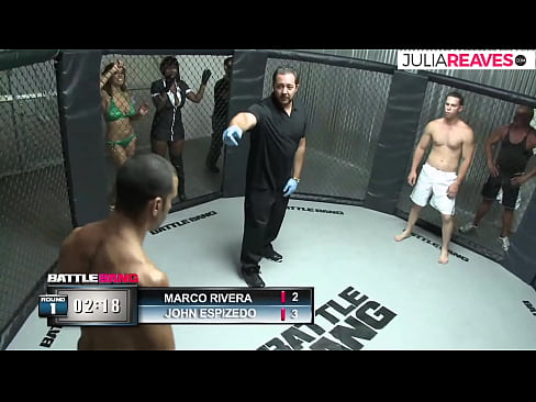 ❤️ Ultimate Fighter-ը ռինգում մենամարտից անմիջապես հետո ծեծում է թվով աղջկան ☑ Պոռնո մեզ մոտ